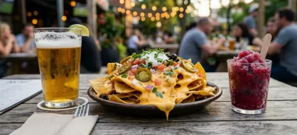 Nachosy to nie tylko kino! Dlaczego to idealna przekąska do piwa i granity?